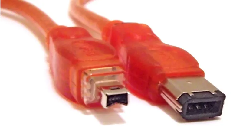 IEEE 1394 (FireWire)